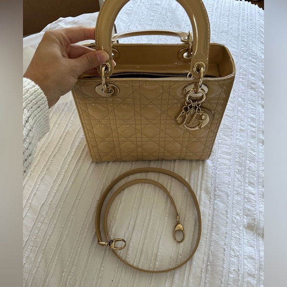 Christian Dior 2013 Beige patent medium lady Dior with strap - Picture 6 of 16
